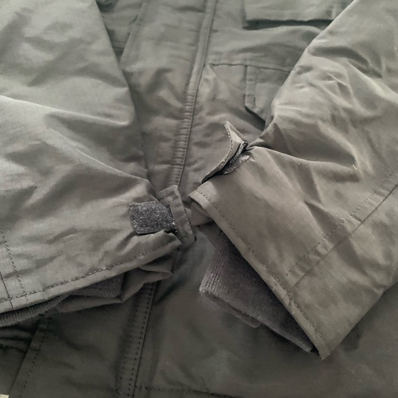 ABERCROMBIE & FITCH MENS PUFFER COAT SIZE SMALL - Picture 11 of 13